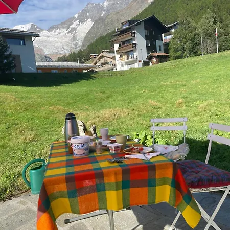 Bergruh Apartament *